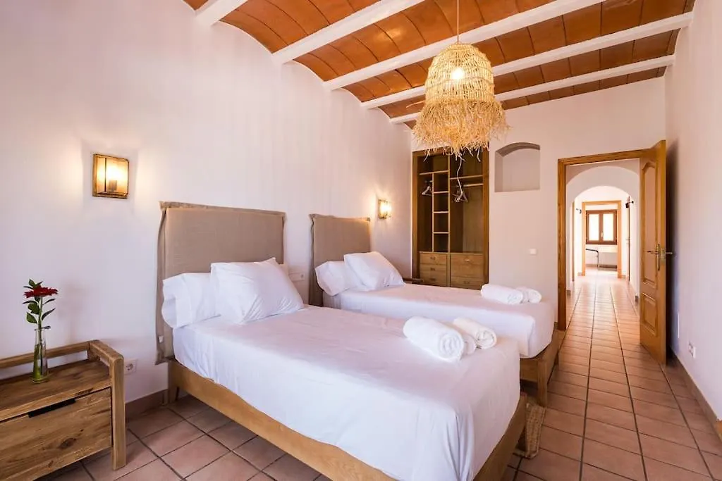 Villa 4 Palms Only 5 Minutes From Ibiza Montecristo 0*,  Spanien