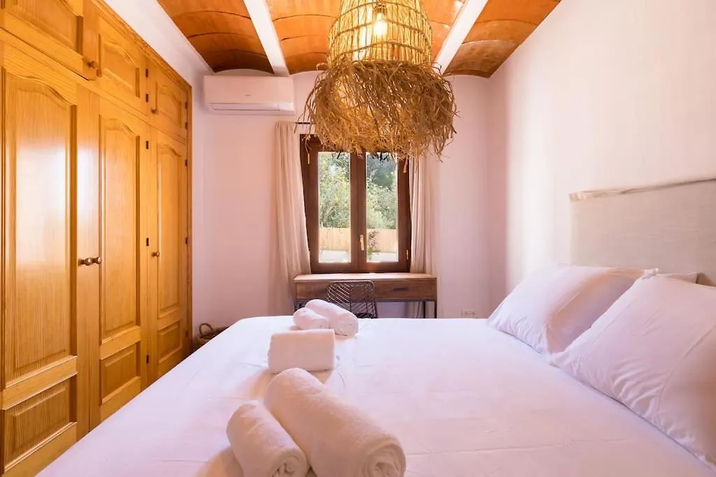 Villa 4 Palms Only 5 Minutes From Ibiza Montecristo