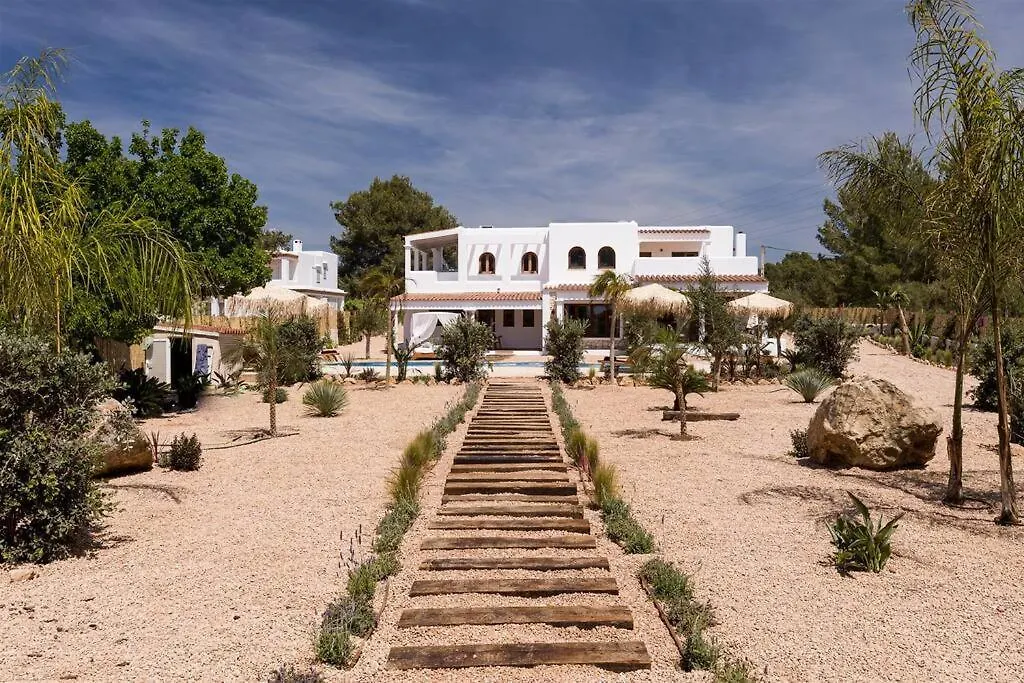 Villa 4 Palms Only 5 Minutes From Ibiza Montecristo