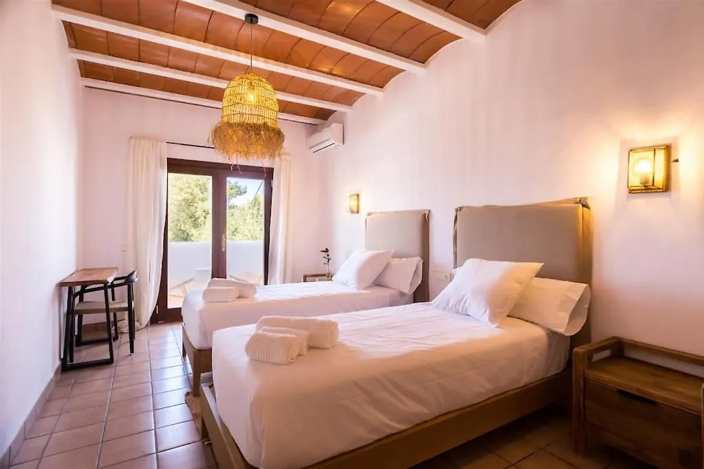 Villa 4 Palms Only 5 Minutes From Ibiza Montecristo