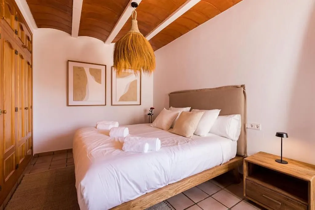 Villa 4 Palms Only 5 Minutes From Ibiza Montecristo Spanien
