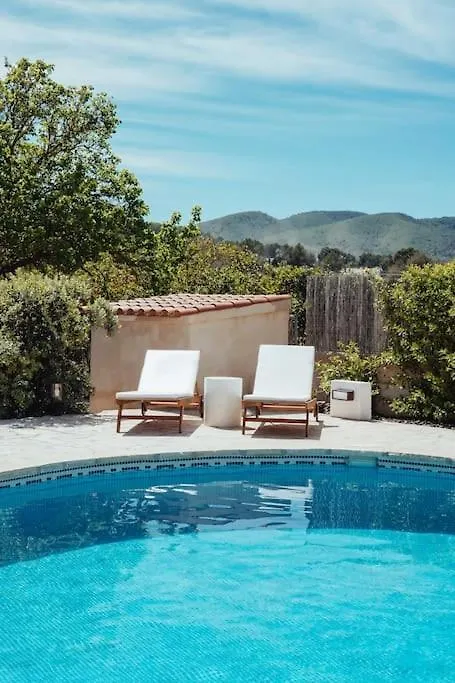 Villa 4 Palms Only 5 Minutes From Ibiza Montecristo
